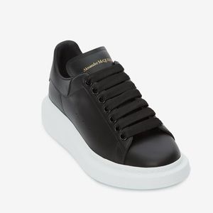 Alexander McQUEEN Women’s Oversized low top Sneakers